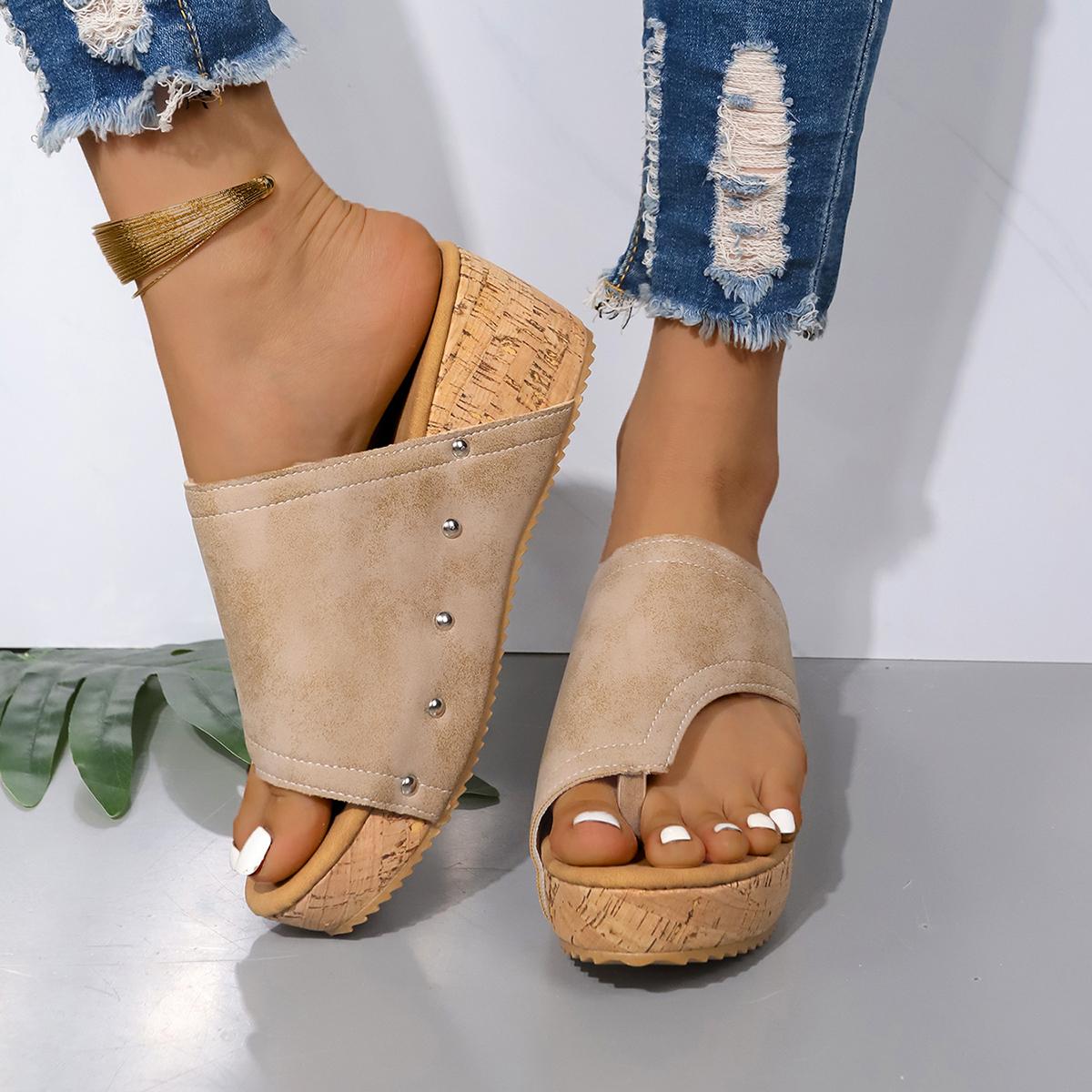 

Модне високоякісне взуття 2024 року Жіночі літні жіночі тапочки, однотонна платформа, високі підбори, водонепроникні, лаконічні повсякденні пляжні тапочки, жіночі 37