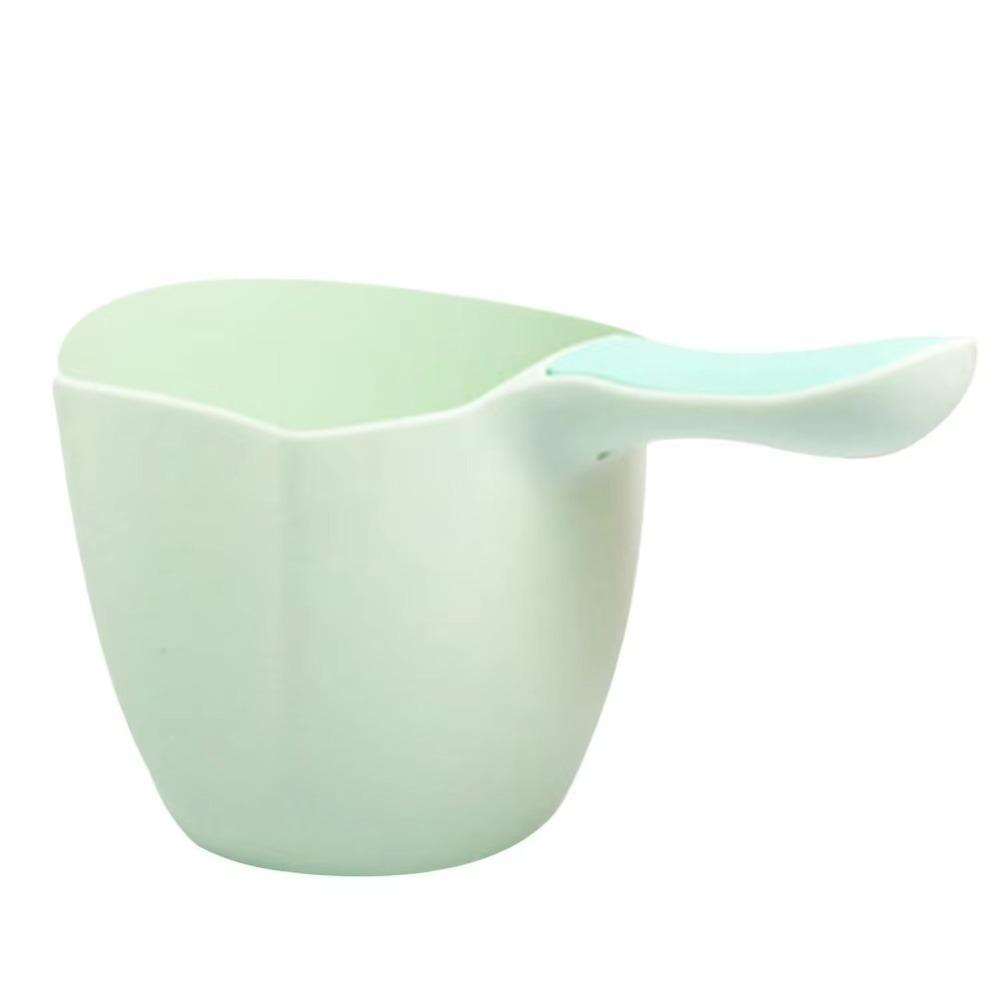 

Нескользящая детская ложка для шампуня, ковш для воды, для игры в ванной, для душа малыша зелёный