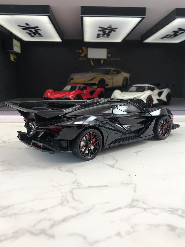 1: 24 simulation zinc alloy IE supercar model car, static ornament, metal collectible gift car