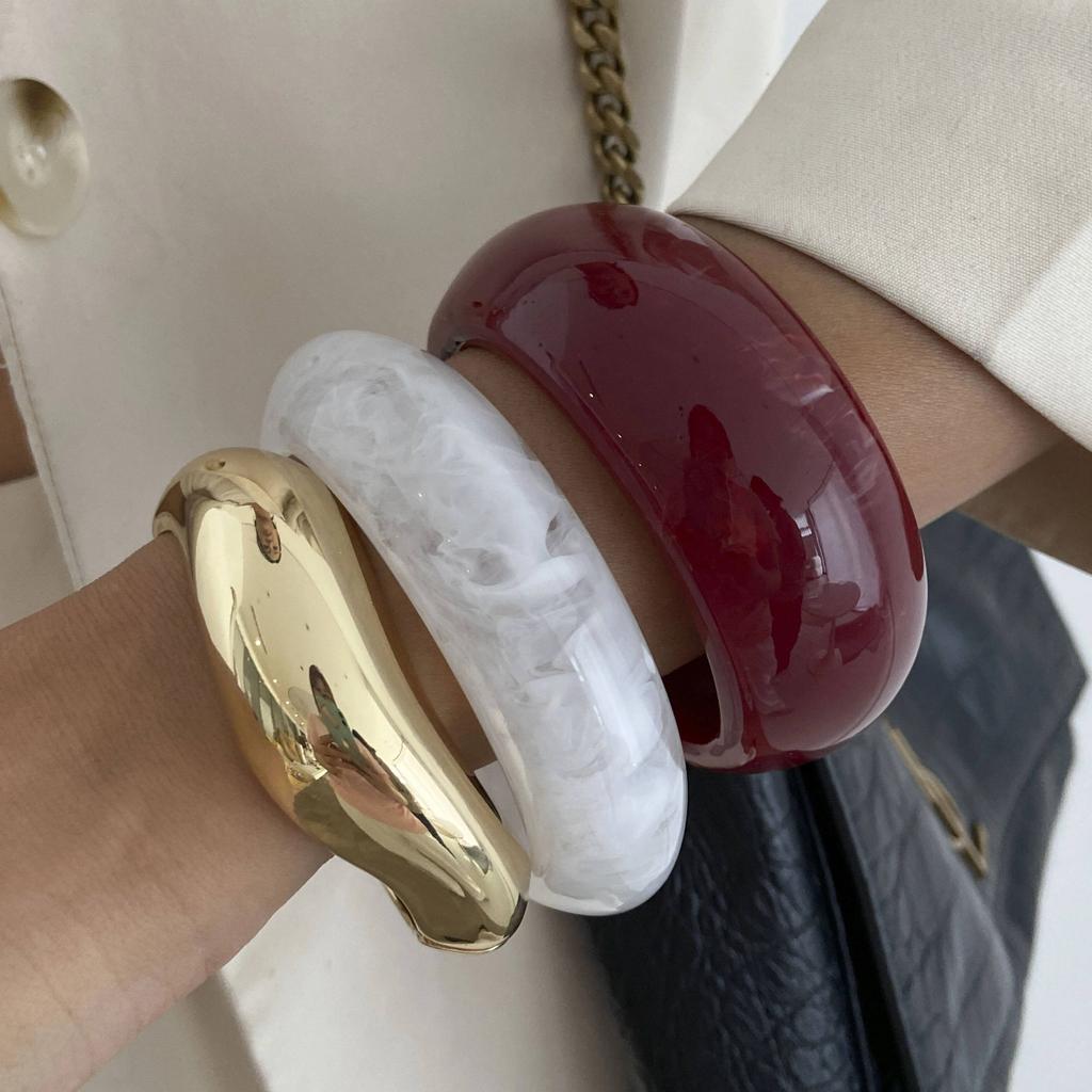 Ingemark 3 Styles Creative Stackable Resin Acrylic Thick Bangle for Women Vintage Metal Spring Bracelet Grunge Jewelry Steampunk