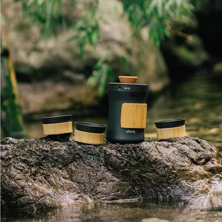

Портативный термостойкий инструмент для питья воды из алюминиевого сплава, бамбука и дерева для путешествий, пикников и выживания на природе (три чашки на кастрюлю) 8.2*13cm чёрный