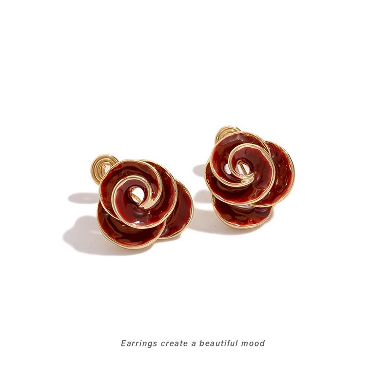 Spiral 3D Floral Ear Clips - No Piercing, Autumn/Winter Trendy Retro Studs
