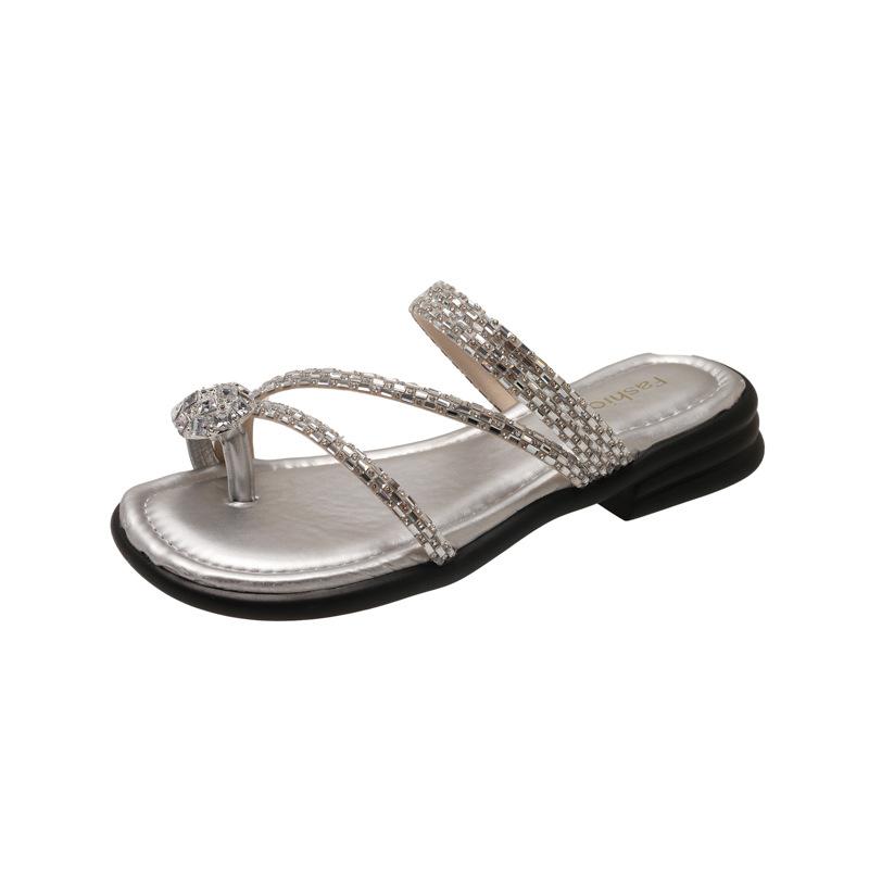 Versatile cool slippers women's fashion and versatile outer wear 2025 summer new thick bottom heightening beautiful rhinestone cool slippers