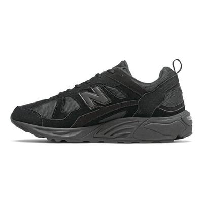 878 Triple Black Sneakers CM878XL