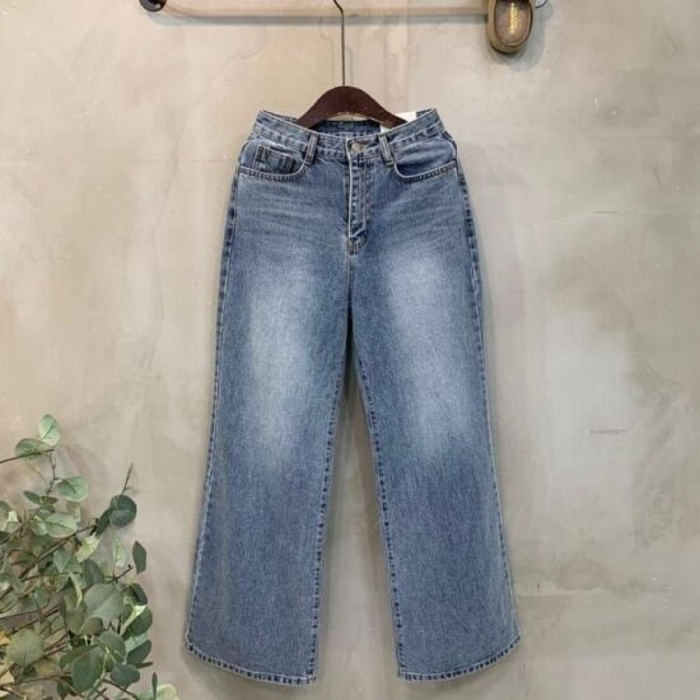 C S In The Room Wide Semi bootCut jeanS One Color