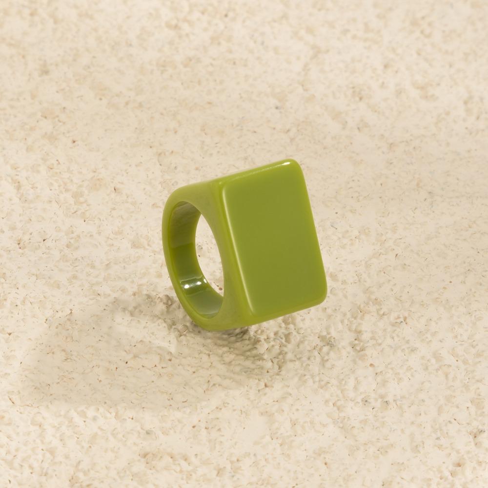 Temperament Geometric Square Ring Simplicity Ring New Colored Acrylic Ring