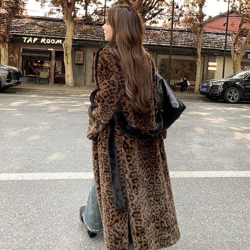 Lapel Fur Integrated Jacket Women's Knee Fashion Temperament