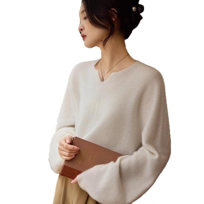 2025 Autumn/Winter Loose V-Neck Pure Wool Cashmere Sweater - Women's Korean High-End Style