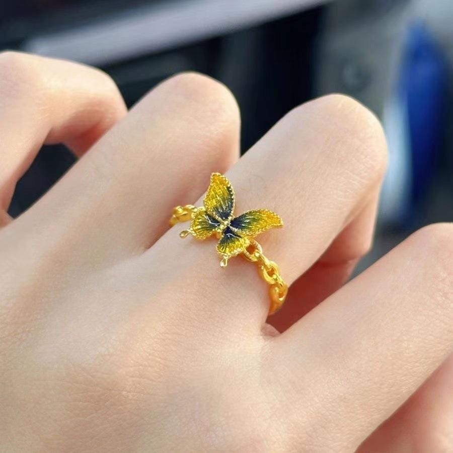 Naszyjnik motylkowy w kolorze gradientowym, Damski bajkowy nowy retro wysokiej klasy wszechstronny niszowy design pierścionek