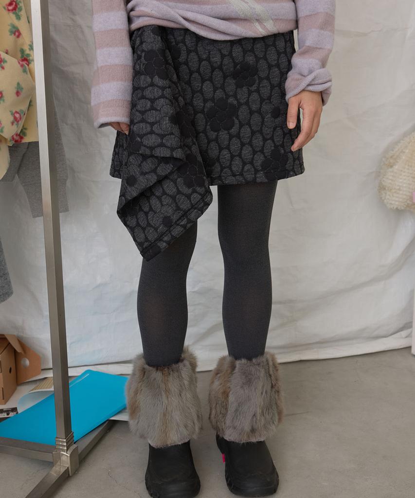 Yeongmailweeo Loose Quilted Skirt (Black)