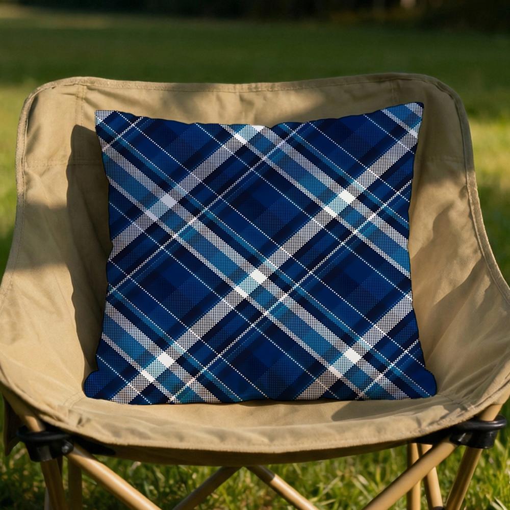 classic plaid pattern Cushion Cover Soft Reversible Durable Pillow Cover MultiScene Use for Home Car Daily Comfort 30X30cm