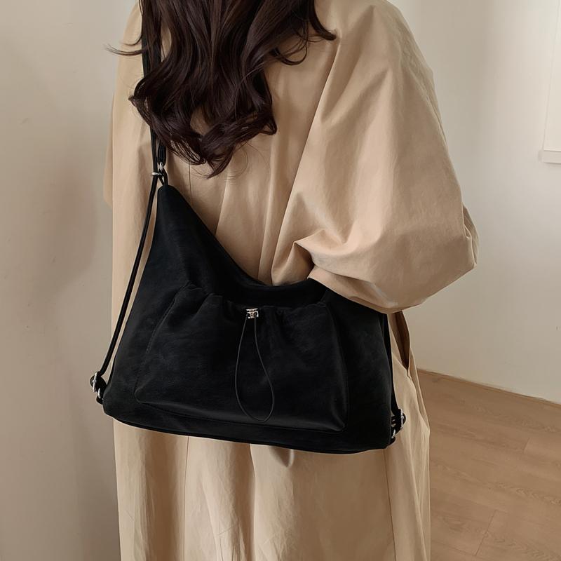 Slouchy Shoulder Bag with Front Pouch Large Capacity Everyday Fashion Tote Bag