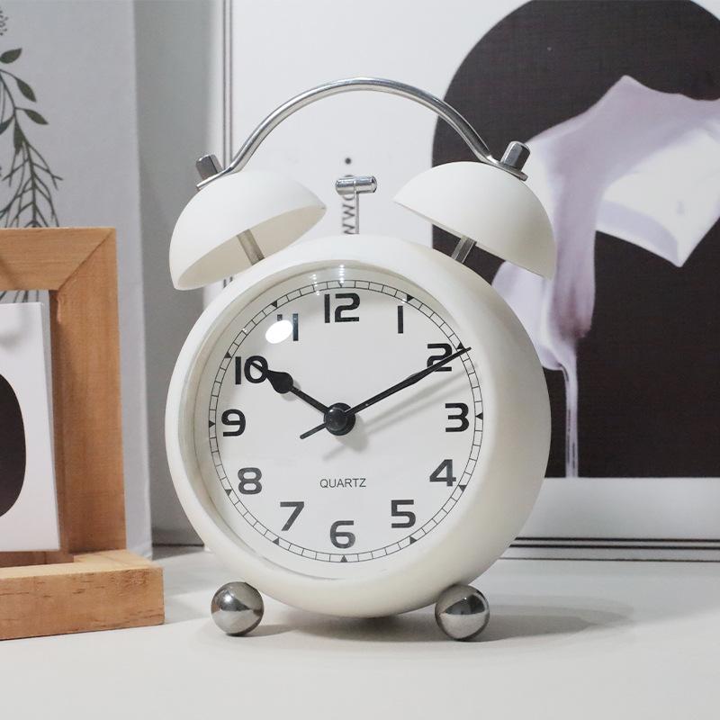 1.1 inch European retro alarm clock BB sound alarm silent hands quartz table clock ABS creative student night light table clock