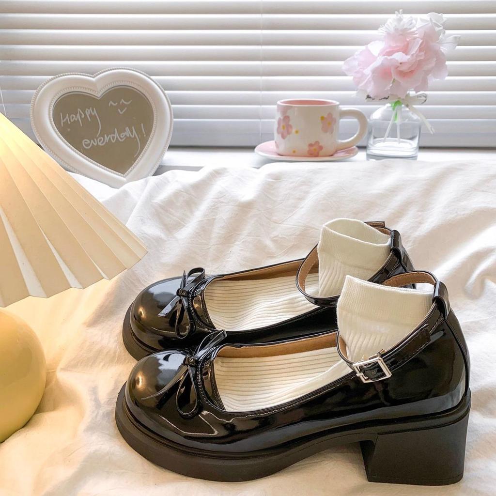 French retro red Mary Jane single shoes women's 2025 autumn new thick heel small leather shoes with skirt high heels