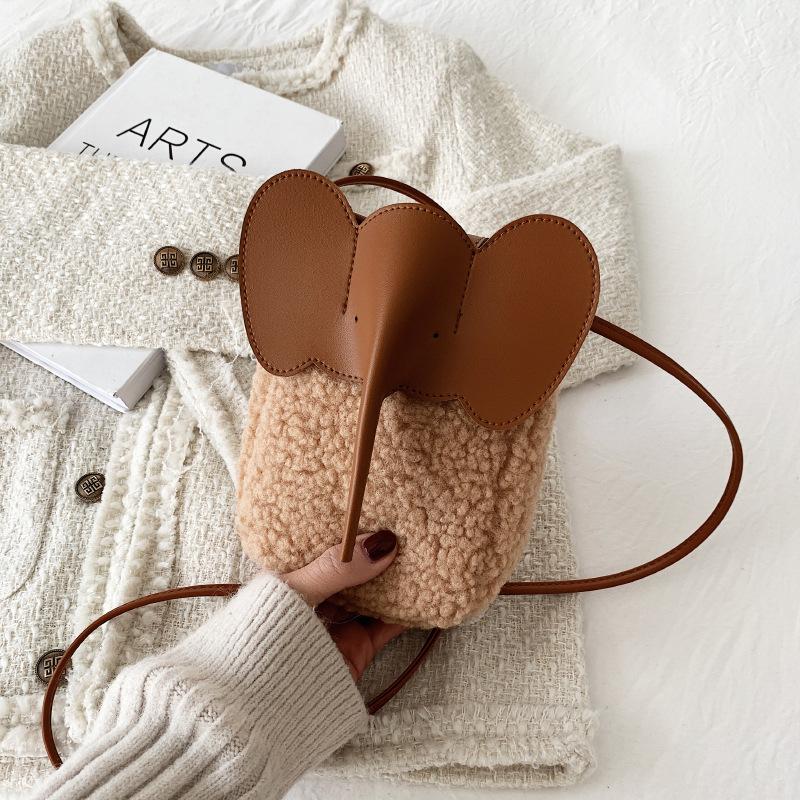 2025 Autumn and Winter New Animal Bag Fashion Japan and Korea Leisure Mini Shoulder Crossbody Granular Wool Lamb Mobile Phone Bag