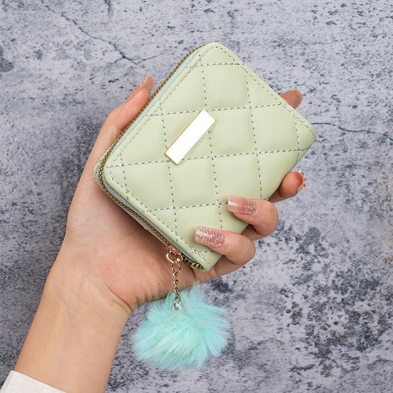 Ladies short purse   diamond embroidered iron hanging hair ball coin purse card leisure foreign trade package