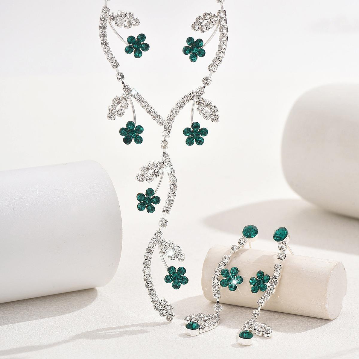 

3 шт. Сексуальный и элегантный набор женских колье и серег с подвеской в виде цветка, нишевый дизайн, аксессуары для платья для вечеринки по случаю дня рождения, свадьбы, банкета 52cm зелёный
