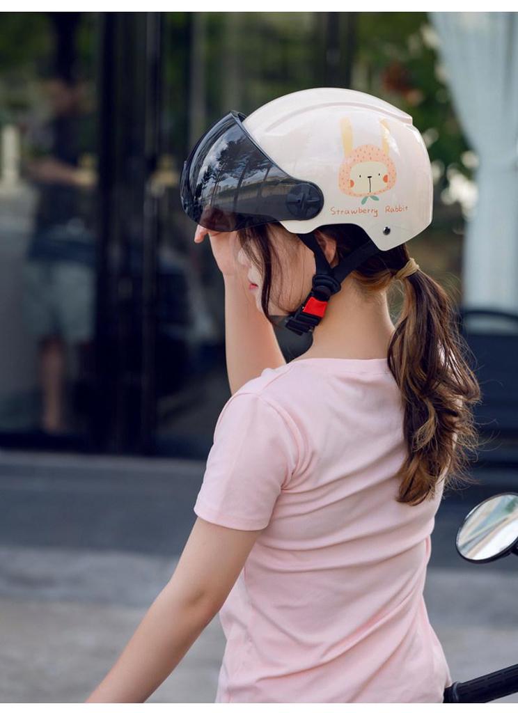 3C Certified Women's Electric Scooter & Motorcycle Helmet - All-Season, Cute, Half-Helmet