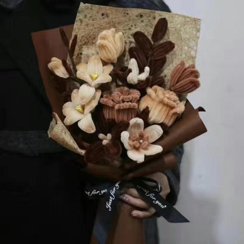 520 Valentine s Day Handmade Pipe Cleaner Flower Bouquet: Roses, Lilies, Tulips - DIY Birthday Gift Materials
