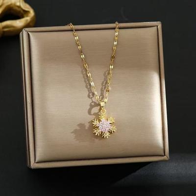 Rotating Snowflake Necklace Female, Trendy Versatile Temperament Inlaid Zircon Pendant Collarbone Chain Neck Chain
