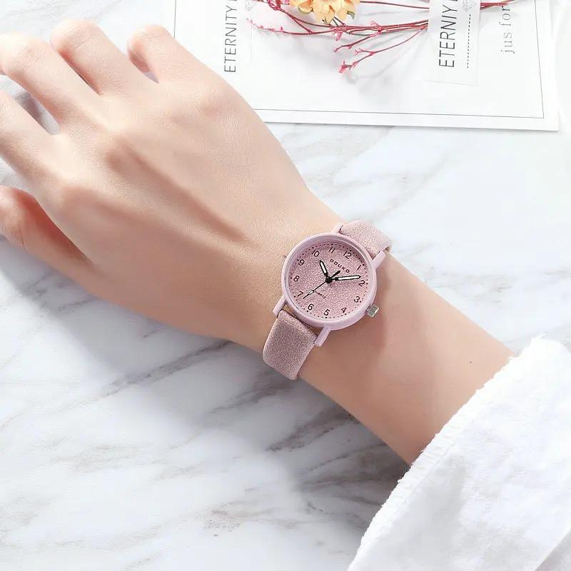 BK01 Casual and fashionable Women watches artistic retro stone patterned belts quartz watches gifts watches for woman
