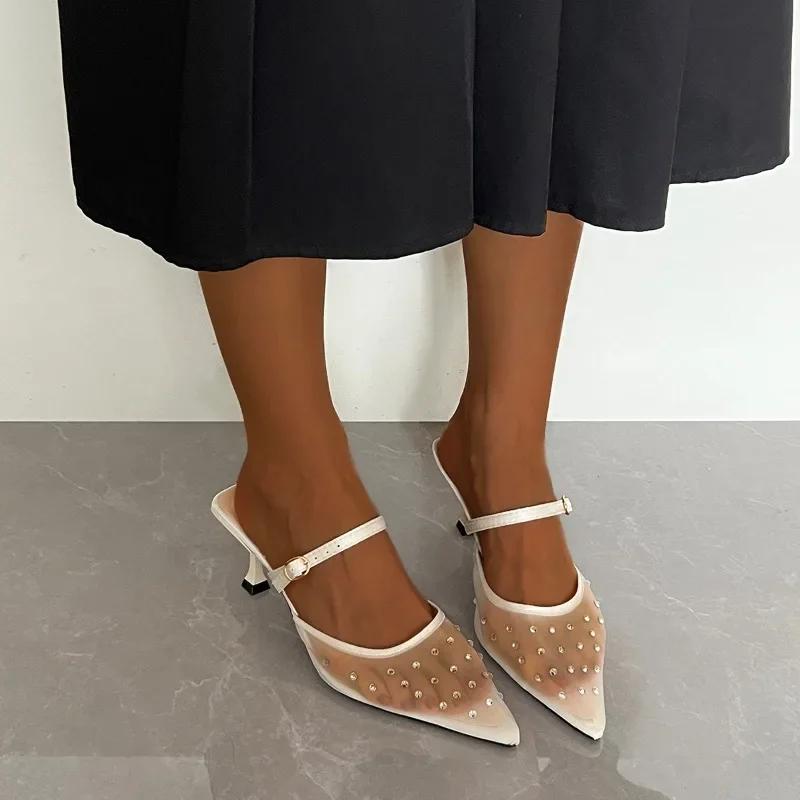 

Мода Мода 2025 Закрытый носок Женские тапочки Лето Новинка Уличные Нарядные Большой размер Кристалл Элегантные Бестселлер Каблуки Женские zapatos Mujer 35 покинуть белый