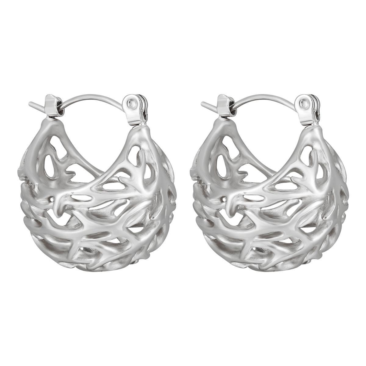 Европейско-американские высококачественные полые круглые серьги-гвоздики из титана - Универсальный модный аксессуар