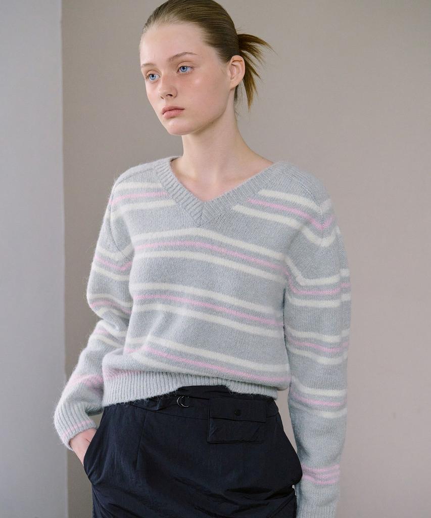 AHWE Alpaca Stripe V-Neck Knit_Gray