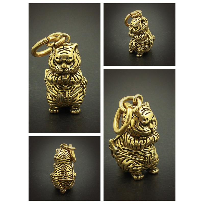 Brass Animal Figurine Tiger Pendant Car Keychain Backpack Cartoon Pendant
