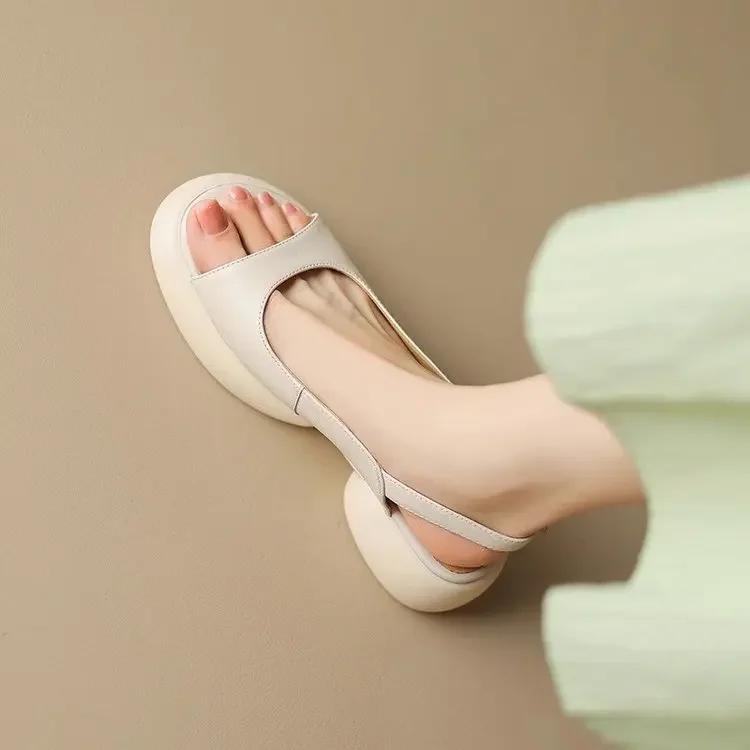 

Лето 2024 года, новые босоножки на высоком каблуке, женские туфли с открытым носком, роскошные повседневные босоножки с пряжкой на толстом каблуке 35 бежевый