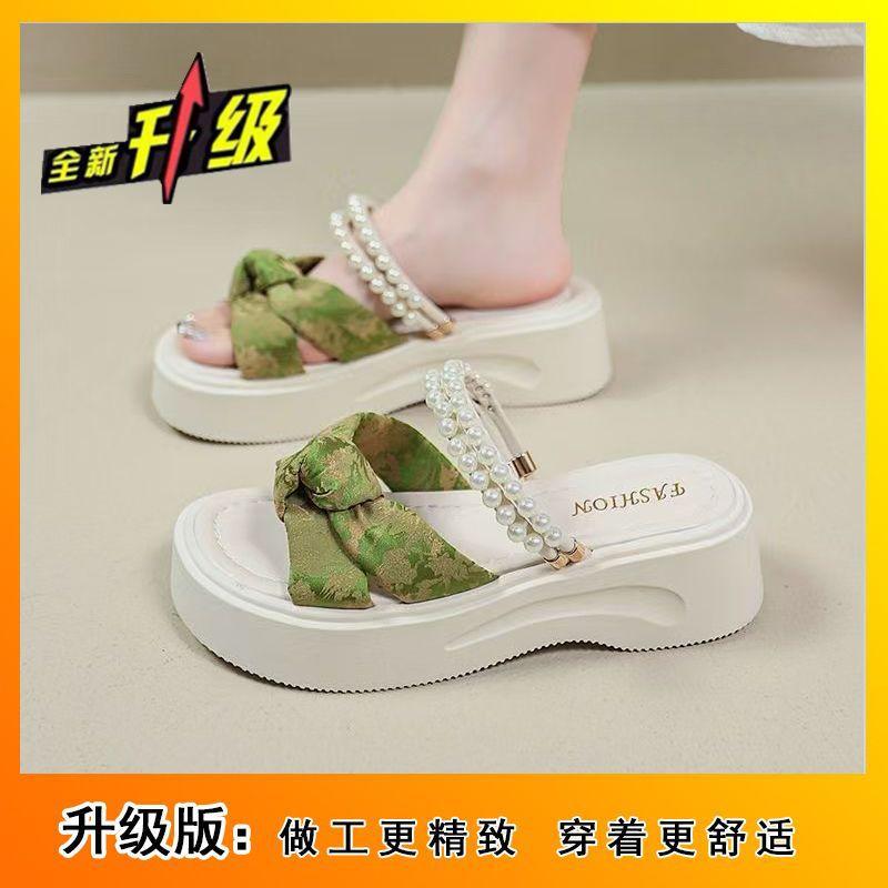 Going out casual soft-soled slippers 2025 summer new Chinese-style beautiful thick-soled heightening cool slippers versatile with skirts