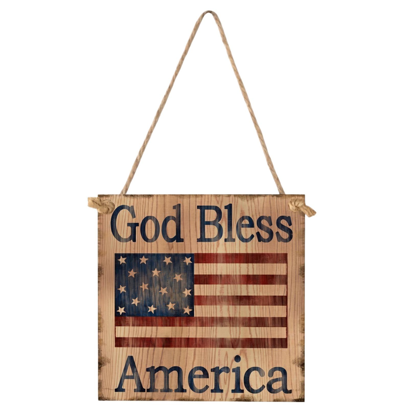 

Wooden Hanging Wall Decor with Statue of Liberty and Liberty Text Rustic Style American Independence Day Theme Decoration for Home and Office One Size