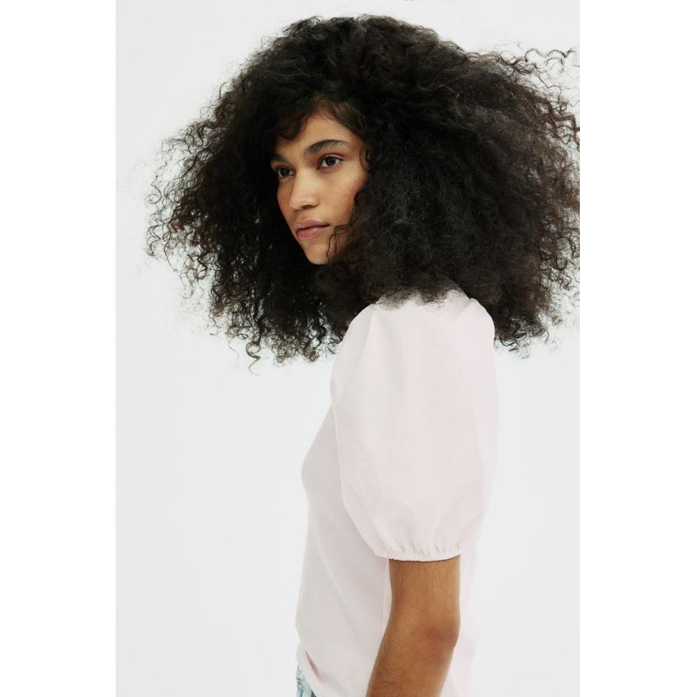 

Топ HM с объемными рукавами светло-розовый