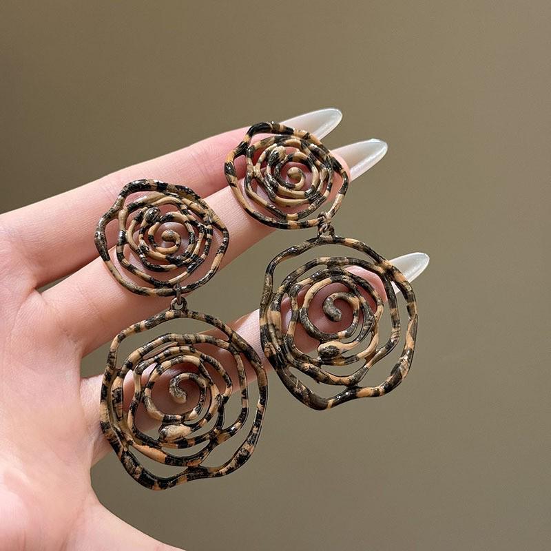Vintage Ethnic Silver Needle Diamond Inlaid Round Flower Acrylic Resin Stud Earrings for Women