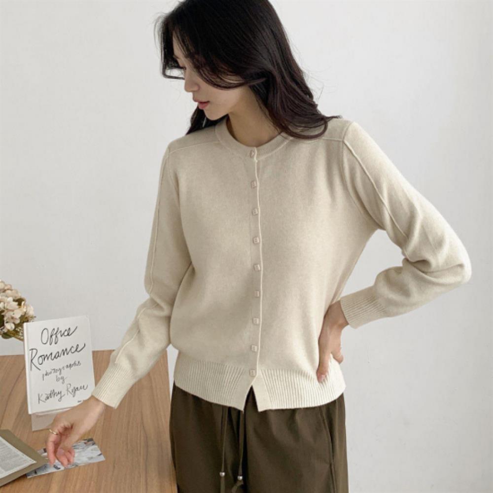 New Arrivals Open Run Women Lovely Square Button Cut Round Neck Daily Cardigan