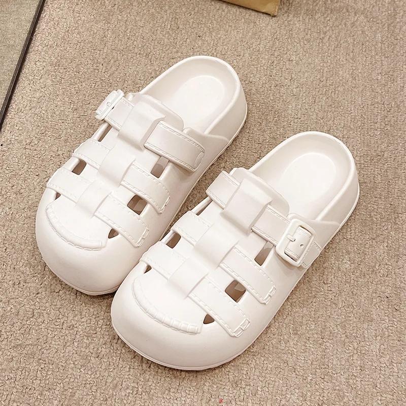 Fashion Hollow Out Closed Toe Platform Sandals Women Summer 2025 Thick Bottom Eva Clogs Slippers Woman Soft Sole Non Slip Beach Slippers