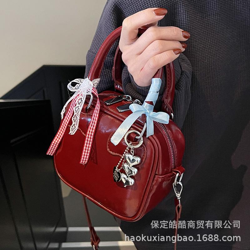 Super Fire Small Bag Women's Spring and Summer 2025 New Casual Messenger Bag Bow Versatile Women's Portable Bowling Bag