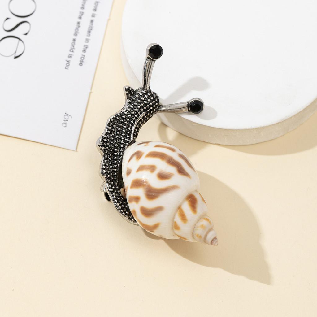 Vintage Silver Gold Alloy Snail Shell Brooch With Natural Shell Embellishments For Couples Gift