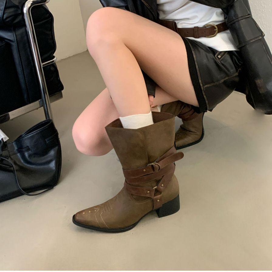 

Temperament Coarse Heel Versatile Pointed Short Boots Women s Retro Embroidered Western Cowboy Boots Skinny Old Wasteland Wind Boots 42