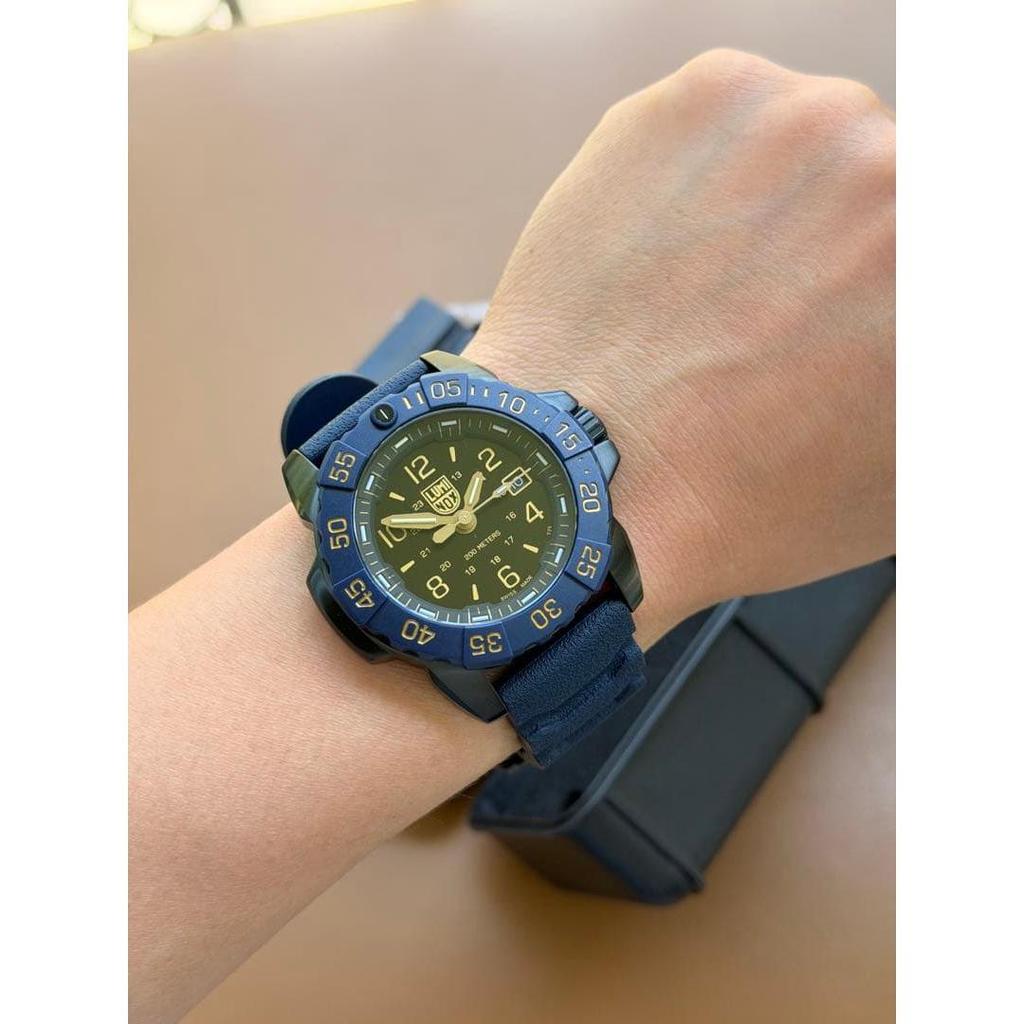 Used Like new LUMINOX NAVY SEAL FOUNDATION watch