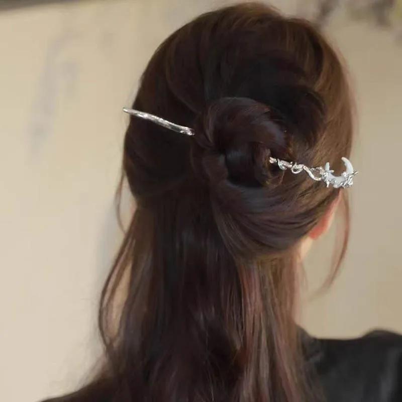 Exquisite Crescent Shaped Hairpin for Women New Chinese Style Irregular Metal Personalized Simple Versatile Hair Accessories