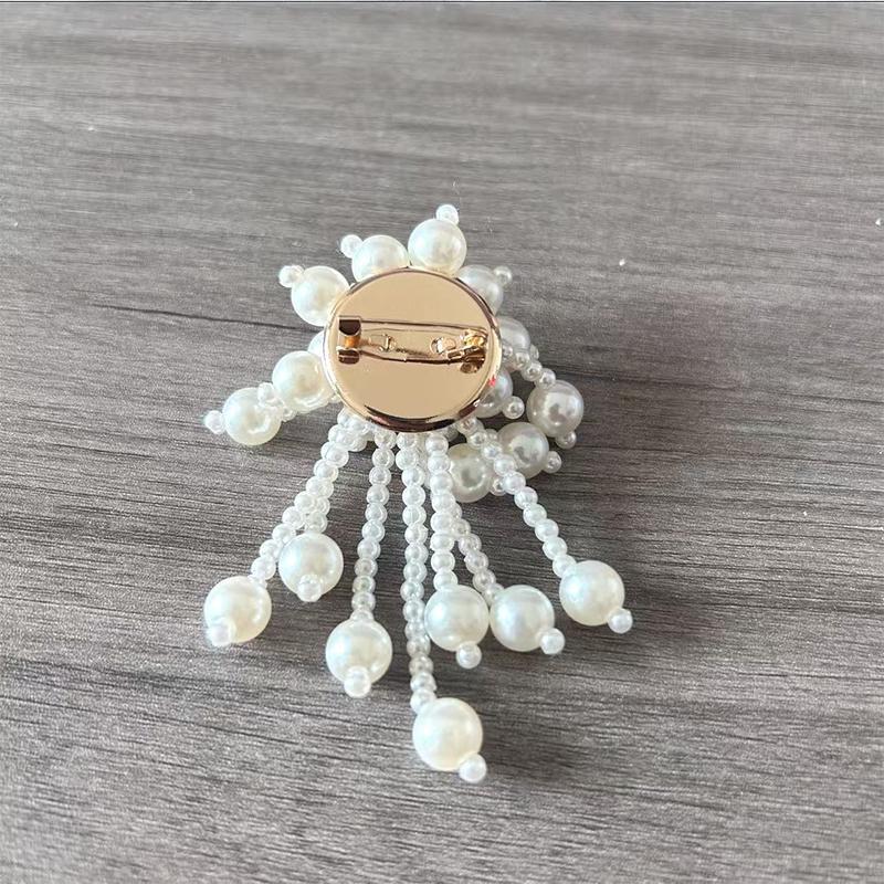 

1/2/PC Retro Flower Brooch Pearl and Alloy Material For Women European And American Fashion Chest Pin For Blazer Dress Accessory