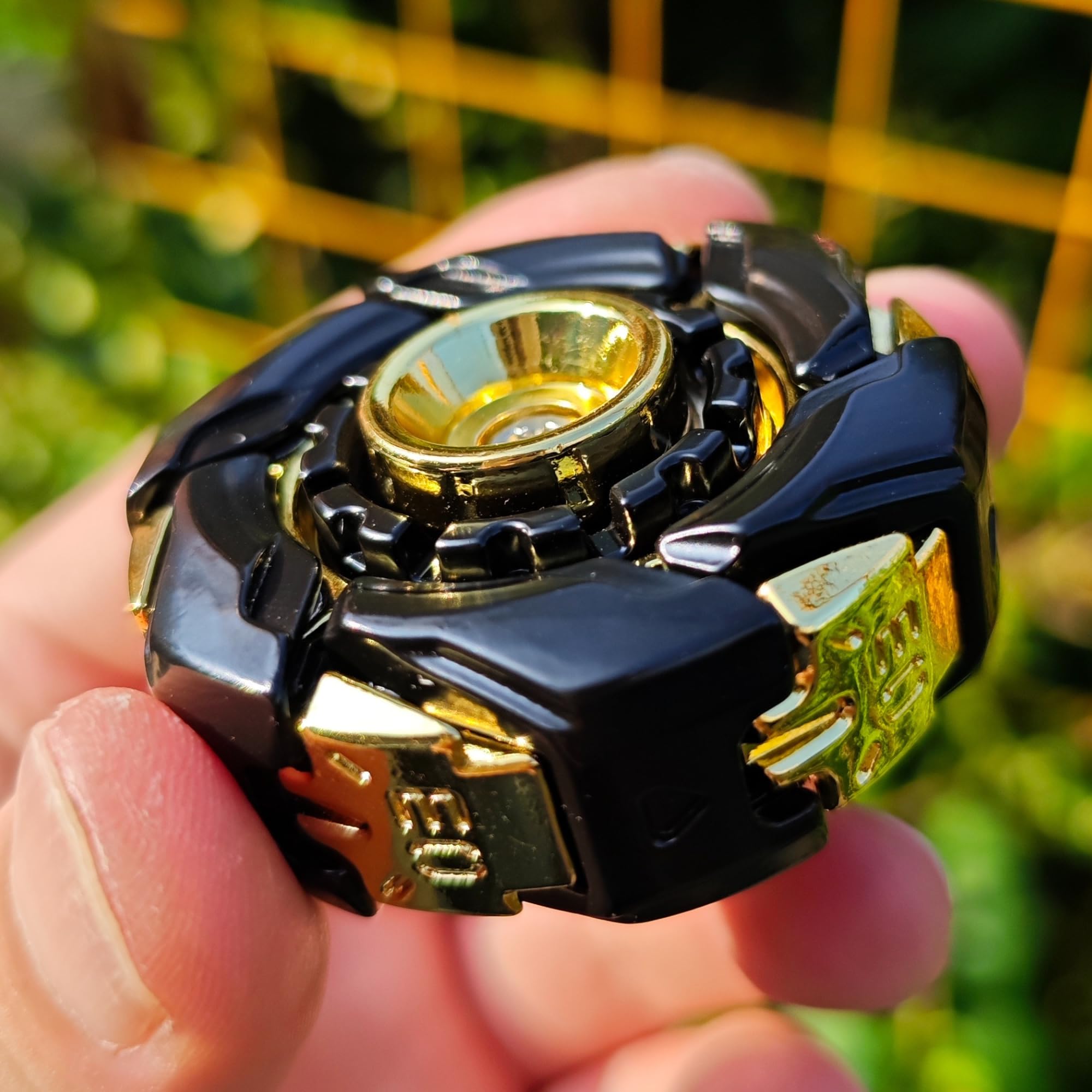 

Metal Fidget Spinner for Adults - Open Armor Design with Spin-Activated Transformation, Stress Relief & Anxiety for Adults Magnetic Metal