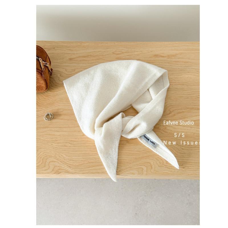 

All wool Knitted Triangle Scarf Autumn and Winter Solid Color Versatile Shawl Vest Warm Shoulder Pads 108*38CM