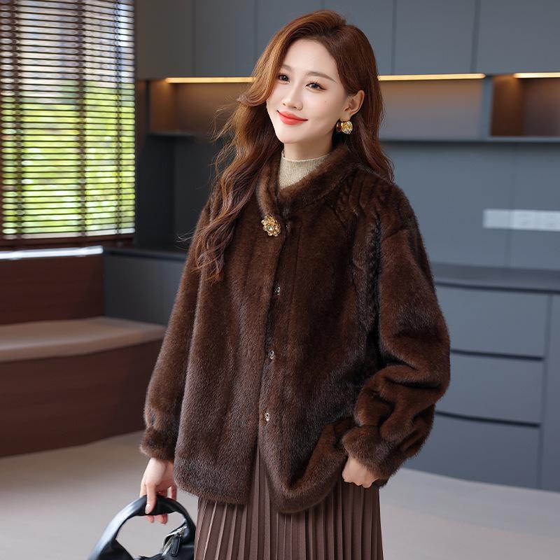 Elegant Mink Velvet Autumn/Winter Coat for Middle-Aged and Elderly Women