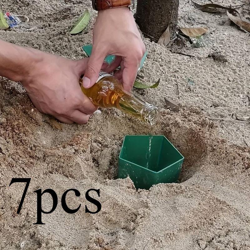 7pcs Garden Trap for Snails and Slugs, Durable Plastic Pest Catcher for Outdoor Garden Farm Use