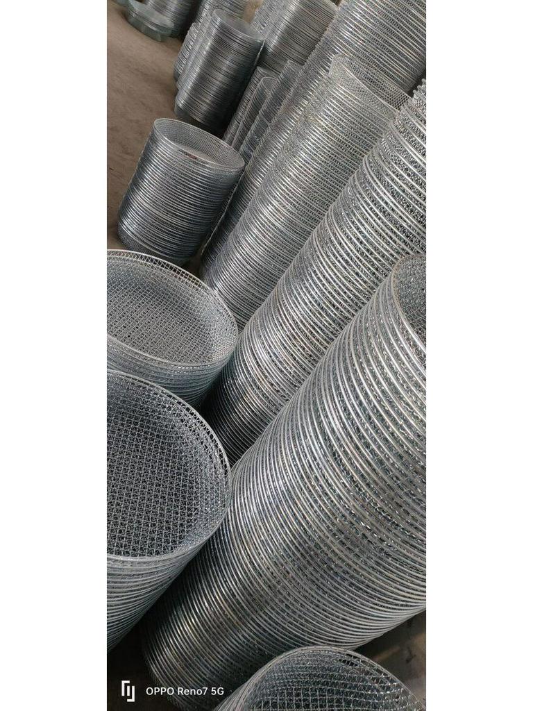 Large Round Wire Mesh Sieve for Stones, Sand, and Garden Soil Filtering