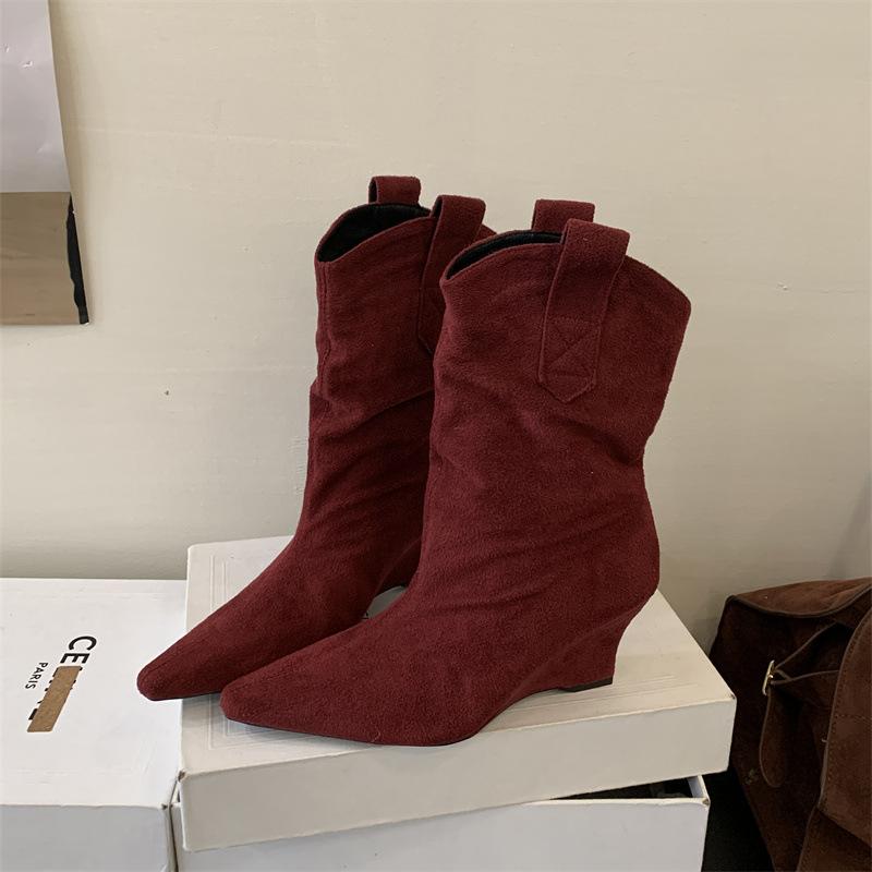 

Богатые, на высоком каблуке, средней длины, ретро, тонкие плиссированные ботинки-чулки с острым носком, V-образным вырезом, скошенным каблуком, из матовой замши, рыцарские ботинки 39 бордовый