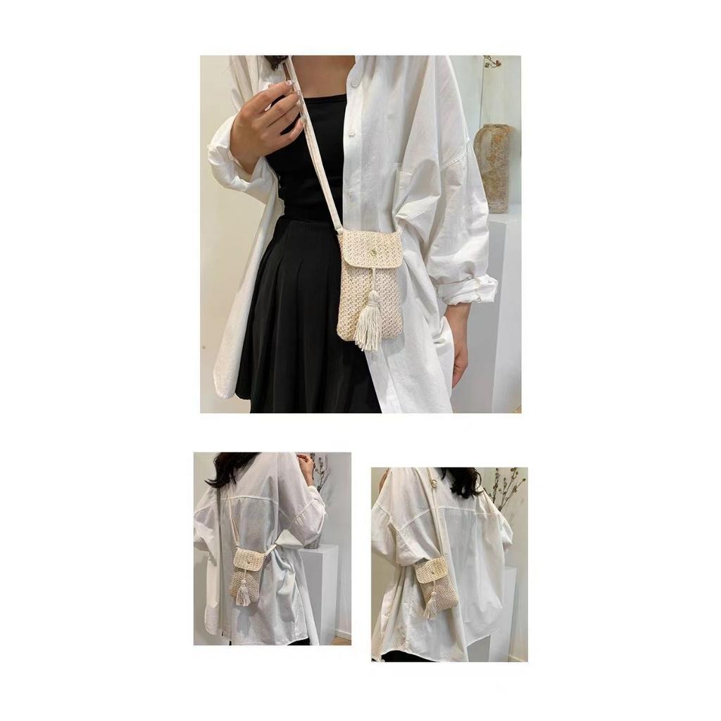 Fashionable Summer Beach Vacation Mini Shoulder Bag -Adjustable Shoulder Strap, Magnetic Buckle Design, Solid Tassel Details, Crossbody Phone Bag