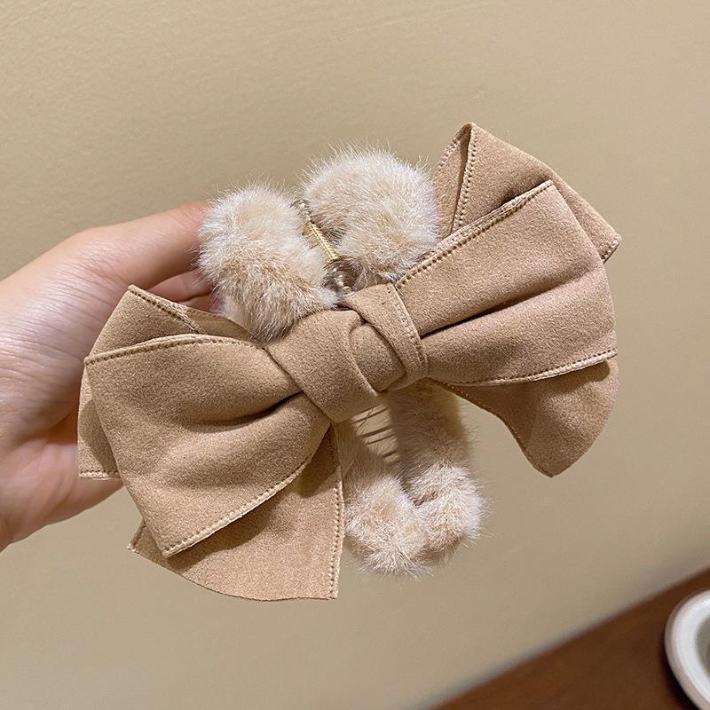 

Заколка для волос с кисточкой и большим жемчугом, дизайн в виде плюшевой акулы, осень/зима